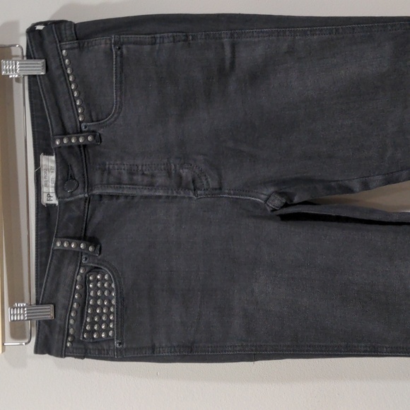 Free People RARE Payton Studded Skinny Jean 27 Black Raw Hem Ripped Knee Ankle - Picture 3 of 10